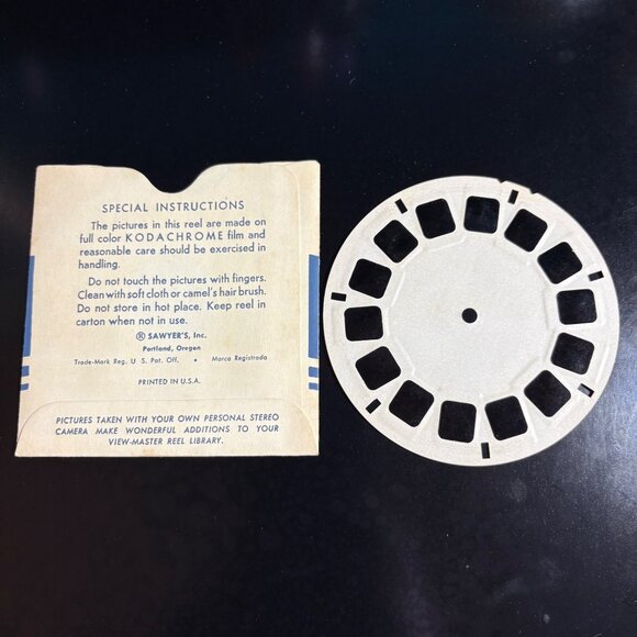 Vintage View-Master Reel 974-B 20,000 Leagues Under The Sea Battling The Giant O - Picture 3 of 3